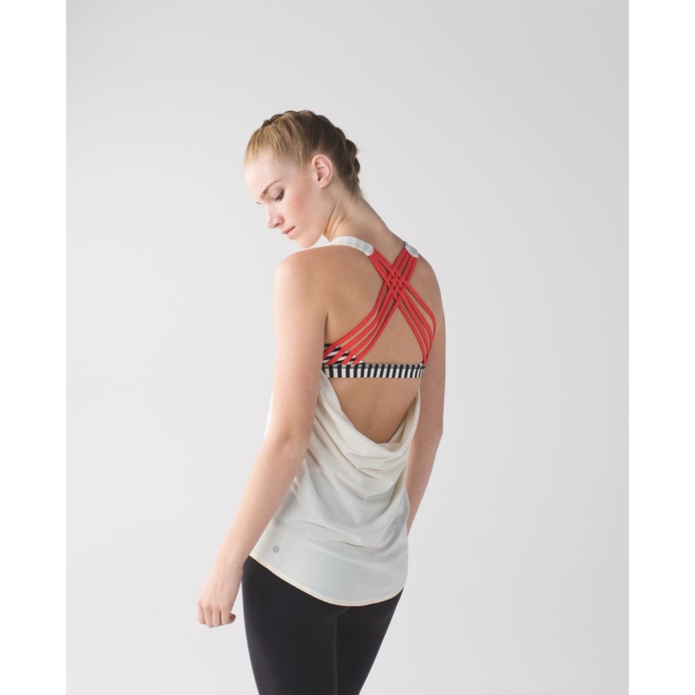 Lululemon Wild Tank Angel Wing/Narrow bold stripe black angel wing/alarming 6